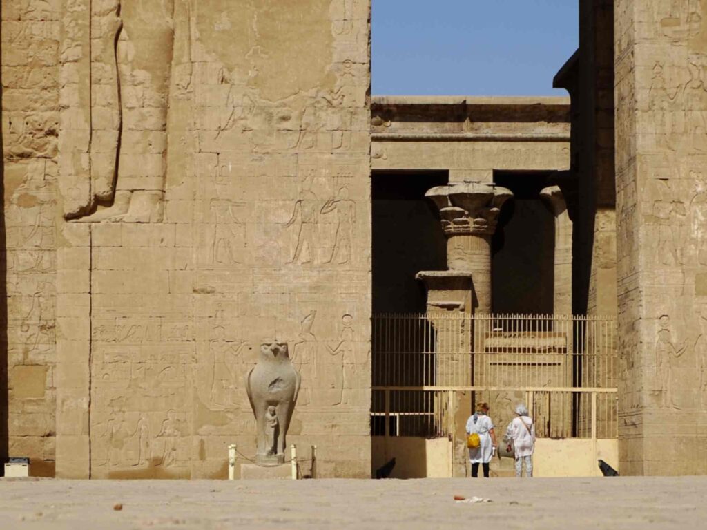 5 Day Dahabeya Cruise from Luxor