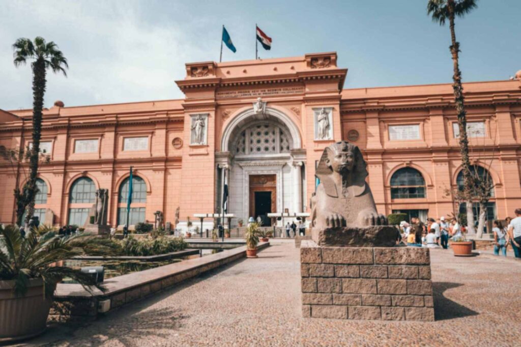 2-Day Cairo & Giza Tour from Hurghada , El Gouna or Safaga Pyramids, Sphinx & Egyptian Museum