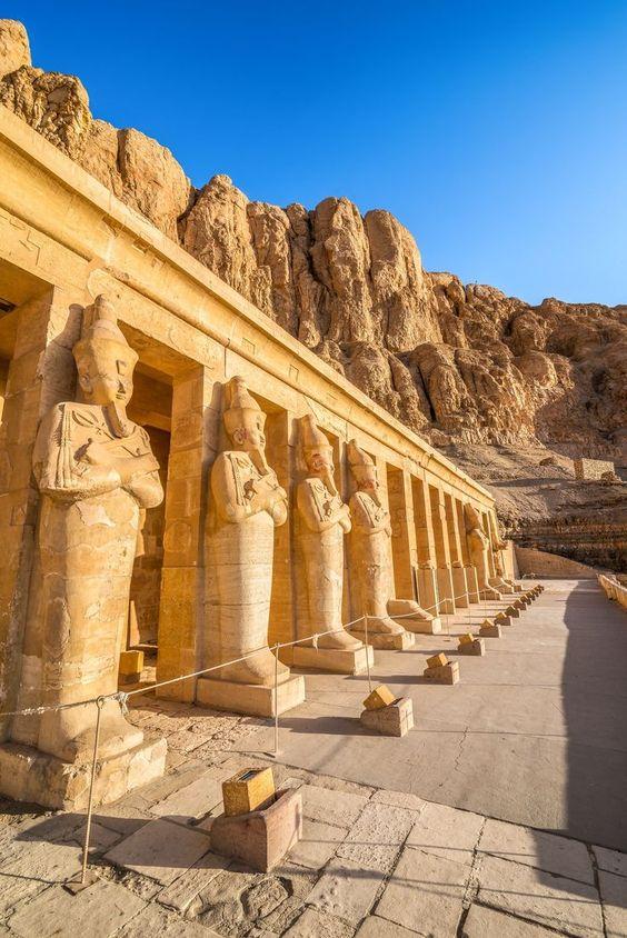 Luxor Travel Guide